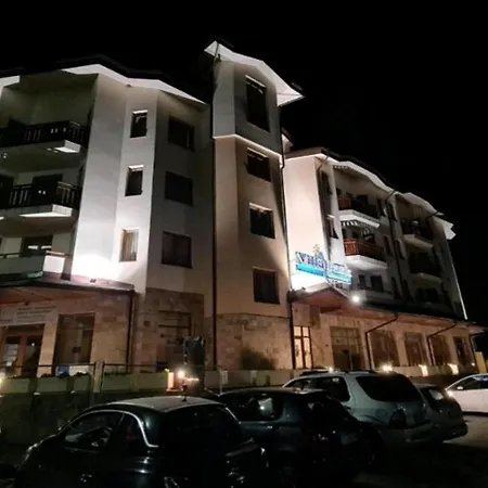 Enjoy And Lovely Park Aparthotel