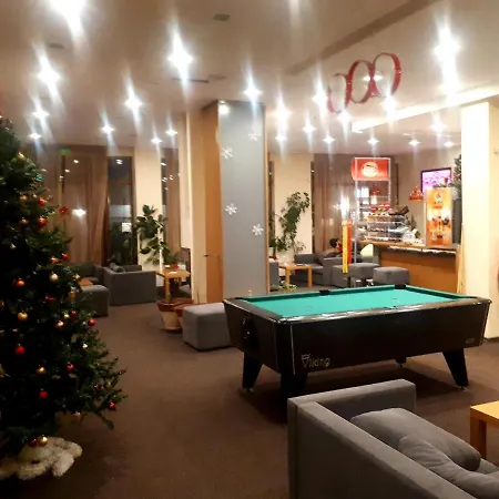 アパートホテル Enjoy And Lovely Park 3*